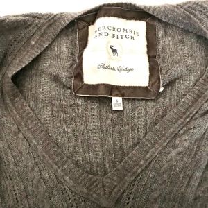 Abercrombie and Fitch Authentic Vintage Sweater